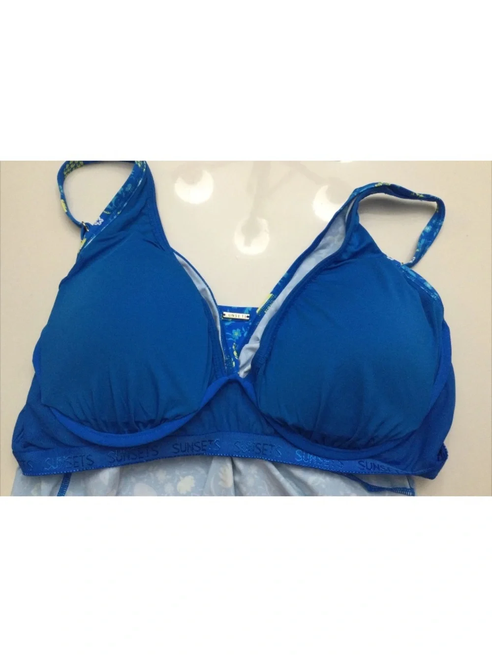 Sunsets Pineapple Grove Underwire Tankini Size 40D/42C